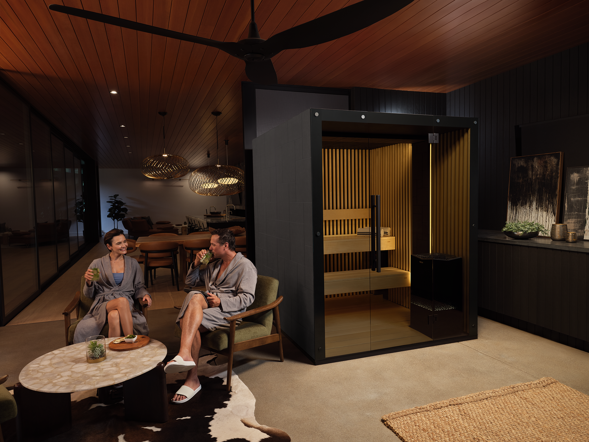 SHOT_01_TYLO_REFLEECTION3_LIFESTYLE_00041